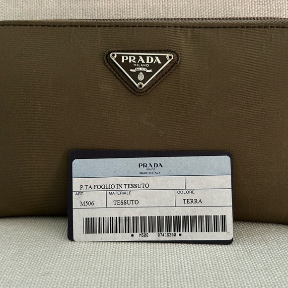 PRADA WALLET Nylon Zip Around - Picture 1 of 15